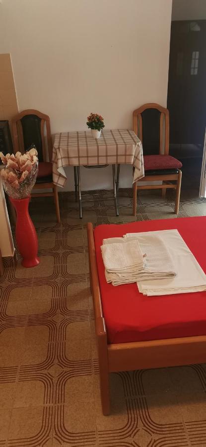 Sobe I Apartmani Marovic Petrovac Kültér fotó